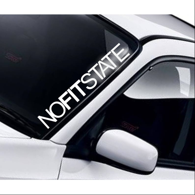 No Fit State windscreen sticker fitted to a car windscreen