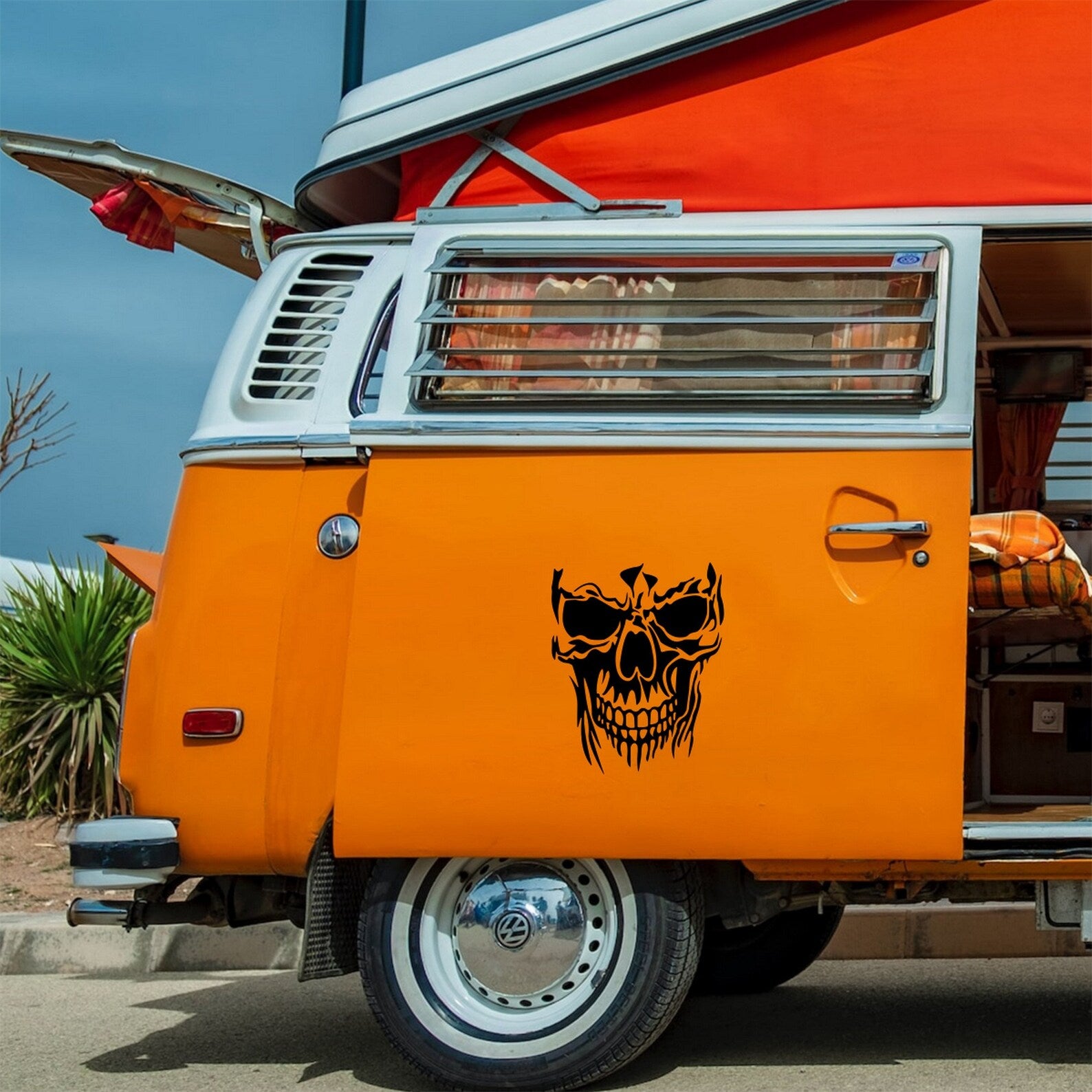 Skull sticker on a campervan